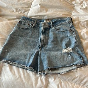 The 4” Mom Short High Rise